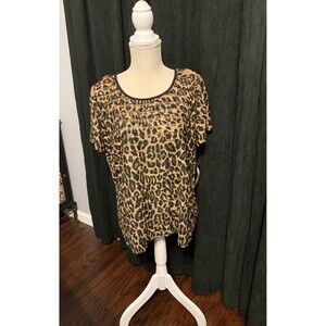 Elementz Top. New With Tags. Size XL.